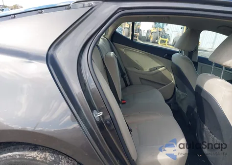 2014 Kia Optima Lx z USA, uszkodzony, nr VIN 5XXGM4A76EG304879